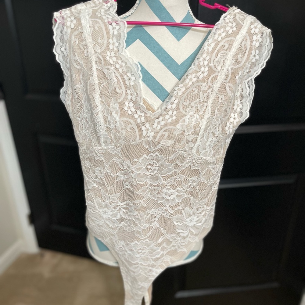 Lace bodysuit